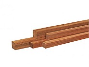 Azobe Hardhouten paal geschaafd met V-groef, gepunt 8.5x8.5x300 cm