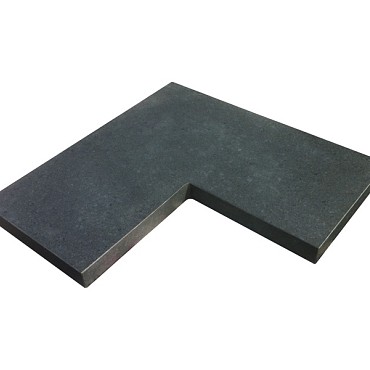 Afdekrand Vietnamees basalt diep gezoet  hoekstuk 50x50x30x3